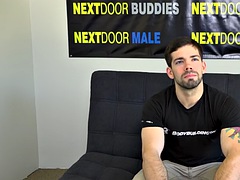 Muscular tattooed amateur solo masturbates on the casting couch