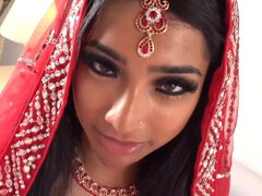 Bride with a badass puss wants to get fucked finally