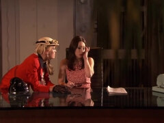 Røv, Brunette, Langt ned i halsen, Pik, Hd, Naturlig, Brystvorter, Fisse