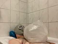 BHDL - N.V.A. BREATHING BATH 2 - TRAINING IN A LATEX CASE WITH PLASTIC BAG AND CUM