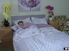 Črnke, Družina, Poljubljanje, Naravne joške, Obrito, Koščena, Mačeha, Joške