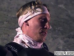 Luke Hardy and Alessa Savage in a Underworld XXX parody with a massive ass-licking and deep penetration