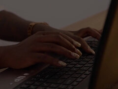 In den arsch, Grosser arsch, Grosse titten, Braunhaarige, Schwarz, Selbstgemacht, Interrassisch