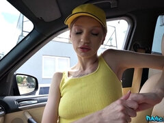 Podpaží, Auto, Stříkání spermatu, Piercing, Různé pohledy, Vyhublá, Tetování, Kozičky