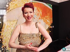 Watch Lisa Pinelli's massive tits bounce while you cum in her mouth in POV