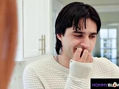 Grande cazzo, Tette grandi, Sega, Mamma che vorrei scoparmi, Rossa, Matrigna, Succhiando, Tette