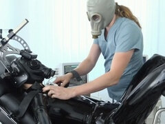 Doutor, Látex, Máquina de sexo, Brinquedos