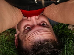 Leie, Grosser arsch, Grosse titten, Pummelig, Weibliche domination, Handjob, Milf, Öffentlich