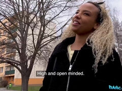 Arsch, Blasen, Hundestellung, Hardcore, Geld, Muschi, Schüchtern