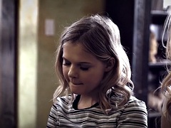 Counselor deals with rebellious teens Coco Lovecock and Haley Reed in therapy