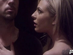 Analny, Duży tyłek, Duży kutas, Blondynka, Obciąganie, Styl na pieska, Naturalne cycki, Cycki