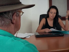 오랄섹스, 흑갈색 머리, 사정 샷, 깊은목구멍, 자연의 가슴, 빼빼한, 문신, 청소년