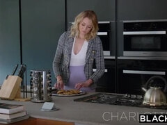 Duży kutas, Blondynka, Obciąganie, Sperma, Kutas, Siadanie na twarzy, Wielorasowy, Flirt