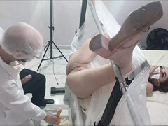 Bondage, Sperma shot, Dildo, Doktor, Kvinna, Fetisch, Gynekologi, Latina