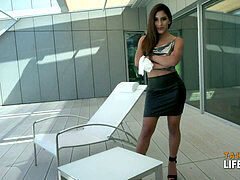 The Rich man's cargo (POV Adventure)