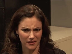 Ondó fröcskölés, Hd, Érett feleség, Iroda