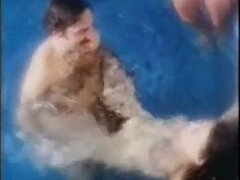 Γερμανός, Σκληρό, Όργιο, Ρετρό