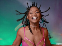 Culo, Negro, Mamada, Morena, Corridas faciales, Lencería, Bragas, Hilo dental