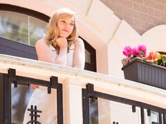 Pauzão, Loiroa, Boquete, Transar de quatro, Melharucos naturais, Cabelo curto, Magrinha, Adolescente