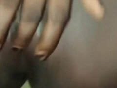 Fekete, Egyedül, Lövellt