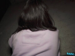 Hatalmas hátsó, Tekintélyes didik, Kutya póz, Európai, Felpeckelve, Latin lány, Szabadban, Nézőpont