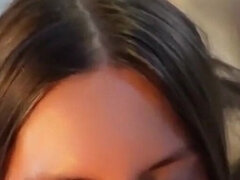 18 años, Belleza, Dominación, Orinar, Pov, Adolescente