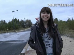 Brunette brune, Gode, Masturbation, Petite femme, Élève, Maigrichonne, Solo, Adolescente