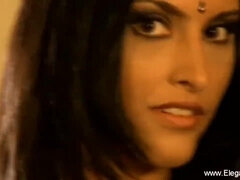 Asiat, Brunette, Sort, Hd, Indier, Imellem racer, Mor jeg gerne vil kneppe, Mor