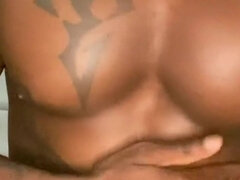 Amador amadora, Negroa, Solo chão