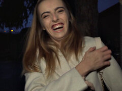 18 χρονον, Ερασιτέχνης, Σε στάση σκύλου στα τέσσερα, Καλσόν με τρύπα στον καβάλο, Μικρούλης, Πρώτου προσώπου, Πραγματικότητα, Βυζιά