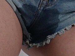 18 ans, Amateur, Brunette brune, Jeans, Pisser, Solo, Gicler, Mouillée