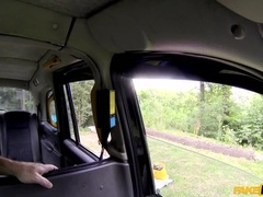 Enthousiasteling, Kont, Pijpbeurt, Auto, Hondjeshouding, Sperma in gezicht, Buiten, Kut duiken