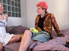 Amaterji, Velik kurac, Fafanje, Zunanji izliv, Očala, Poljubljanje, Krilo, Tetovaže