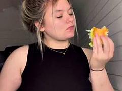 Wohlbeleibte schöne frauen, Blondine