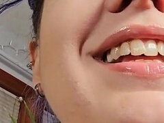 Velike joške, Umazano govorjenje, Ženska dominacija, Fetiš, Girlfriend, Prvoosebno snemanje seksa, Solo