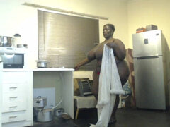 Africain, Amateur, Bikini, Noire, Rondelette, Mature, Seins naturels, Webcam