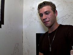 Fooled guy trying gay gloryhole