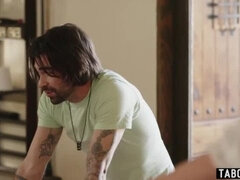 Stor kuk, Familj, Tabu, Tonåring