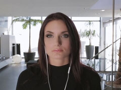 Isot tissit, Takaapäin, Käsihoito, Suudella, Äiti jota haluaisin panna, Ajeltu, Tissit