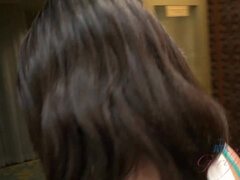 Šaty, Nohy, Přítelkyně, Honění, Pička, Vyhublá, Tetování, Kozičky