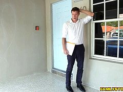 Arabisk, Brunette, Langt ned i halsen, Give finger, Håndjob, Mor, Søster, Teenager