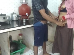 18 años, Cunnilingus, Novio, Indio, Cocina, Coño, Virgen, Esposa