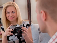 Amatør, Stor pik, Blondine, Pik sutte, Hundestilling, Naturlige bryster, Mager, Teenager