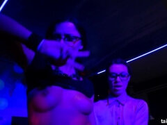 Handjob, Küssen, Lesbisch, Party, Pornostars, Muschi, Swingers, Lehrer