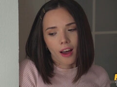 Eve Sweet, Stacy Cruz & Jenny Doll fuck in 3some