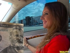 Kuřba, Honění, Milf  mčbp, Prirodzené prsia, Vonku, Z pohľadu účastníka, Stripping, Tetovanie