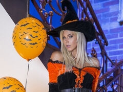 18, Rit, Blondinka, Fafanje, Doggystyle, Naravne joške, Najstnice, Joške