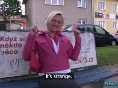 Chica, Mamada, Coche, Europeo, Dinero, Al aire libre, Pov, Público