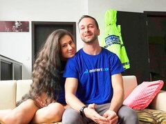 Μεγάλος κώλος, Μεγάλος πούτσος, Πίπα, Μελαχροινή, Σε στάση σκύλου στα τέσσερα, Φυσικά βυζιά, Έφηβος, Βυζιά