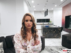 Velik kurac, Fafanje, Hd, Milf, Mama, Koščena, Mačeha, Tabu